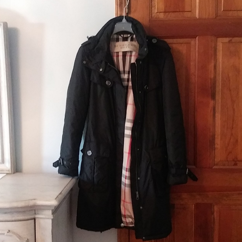 🚫sold elsewhere 🚫Burberry coat - Picture 1 of 8